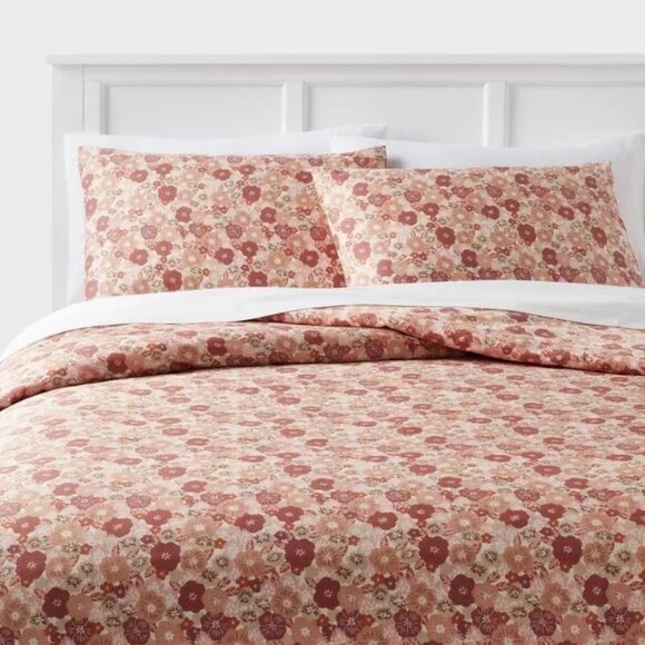 Room Essentials Other - King Sateen Floral Duvet & Sham Set